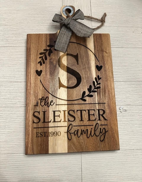 Solid Acacia Cutting Board with Handle and Rope Hanger